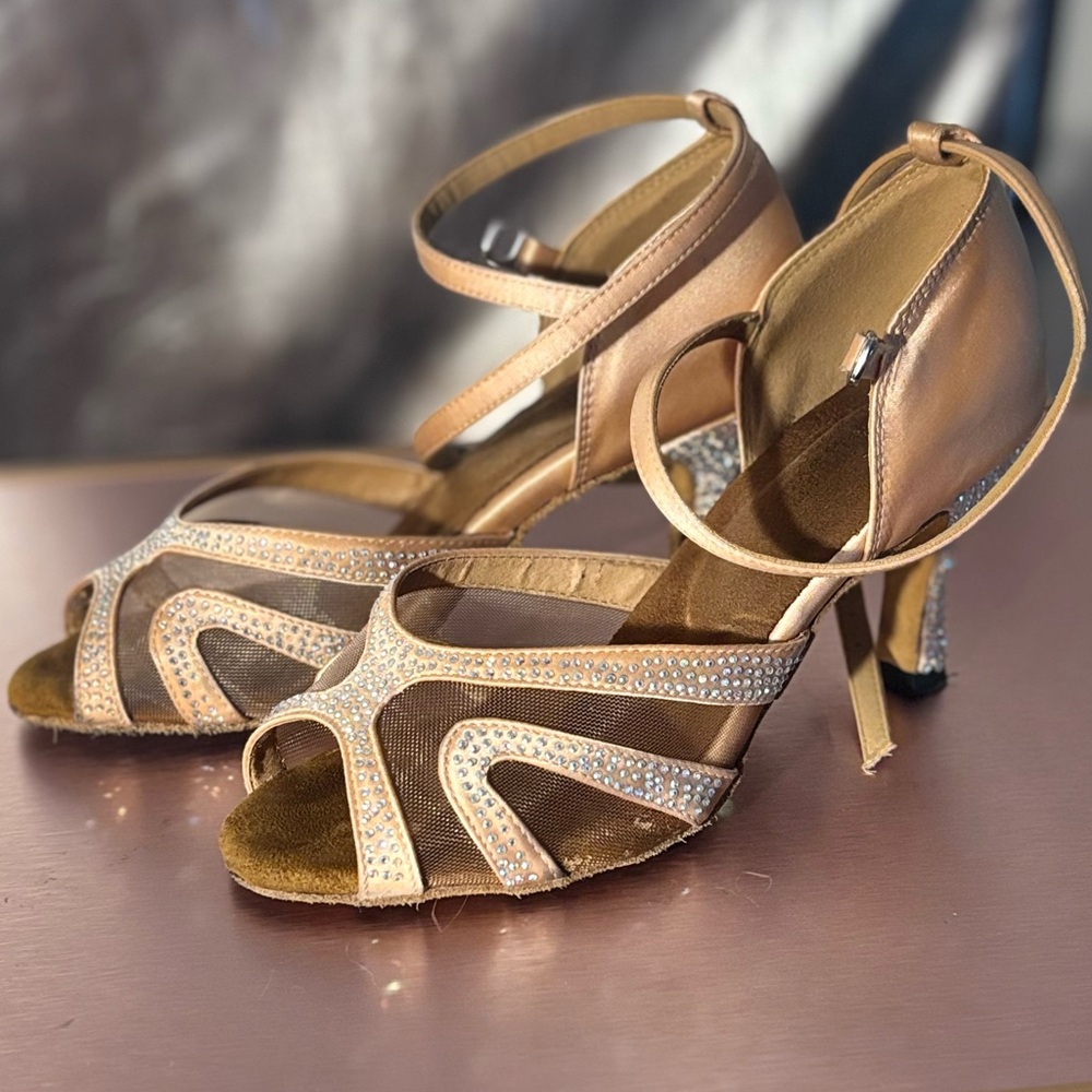 Women’s Ballroom Dance Heels in Champagne with Rhinestone Accents